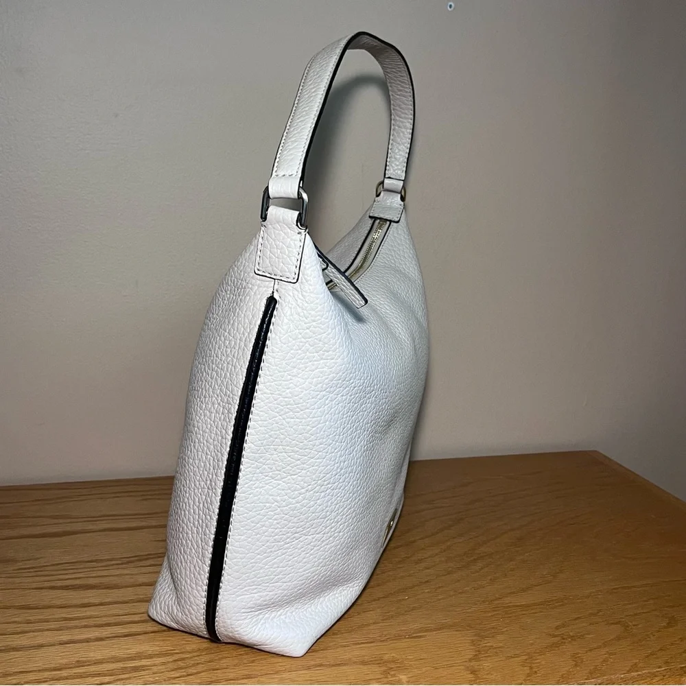 Kate Spade New York Prospect Place Kaia
Crossbody Hobo Bag - Picture 4 of 11